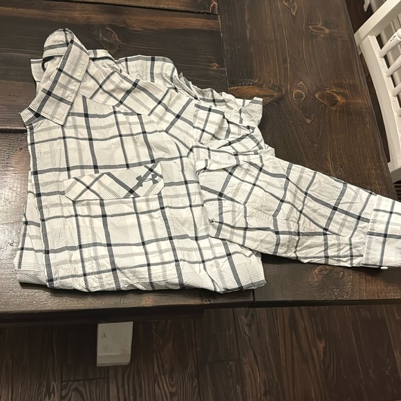 Under Armor XXL button up offshore fishing shirt.EUC - Picture 1 of 1